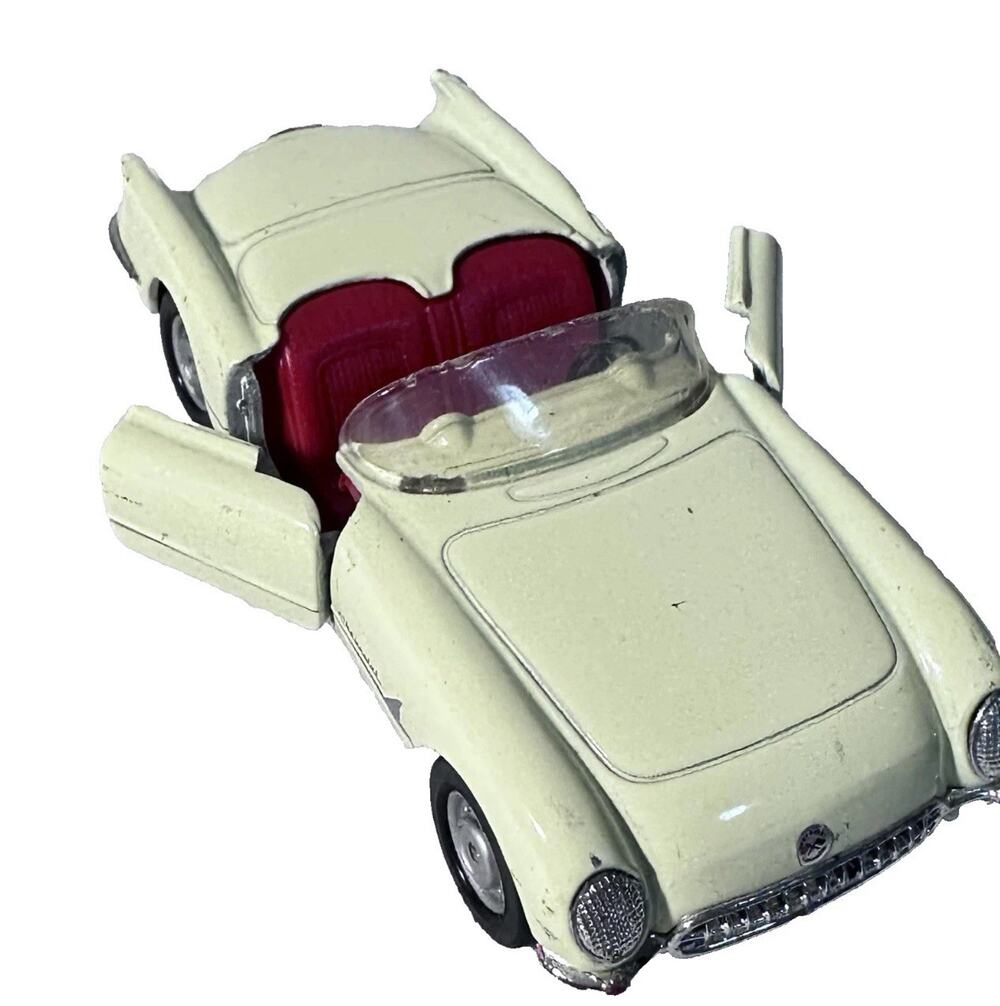 Vintage Maisto 1953 CORVETTE PRECISION MODEL Chevrolet Corvett Preowned A143